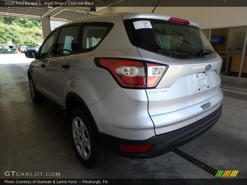 Ingot Silver / Charcoal Black 2018 Ford Escape S