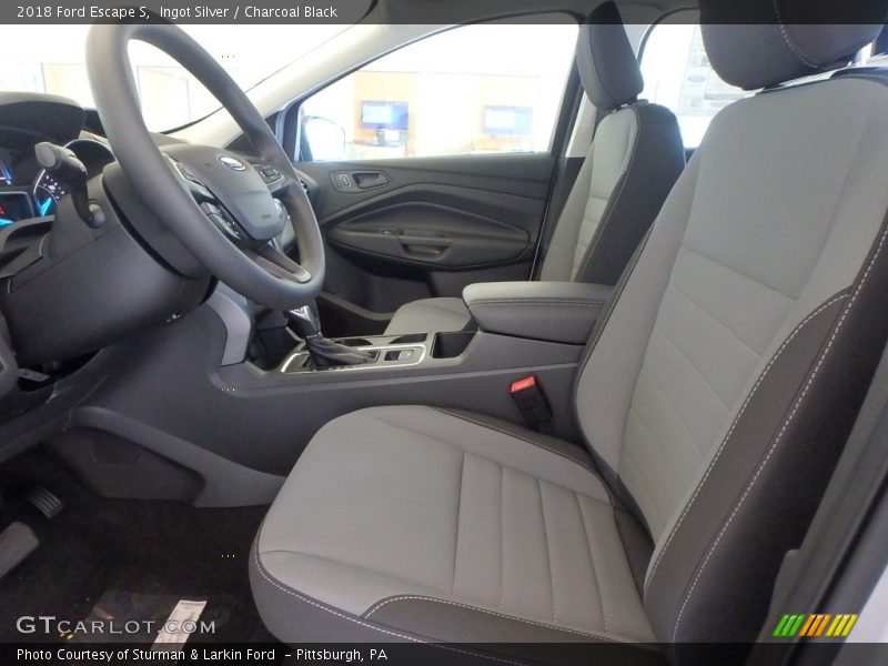 Ingot Silver / Charcoal Black 2018 Ford Escape S