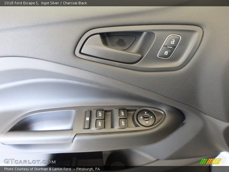 Ingot Silver / Charcoal Black 2018 Ford Escape S