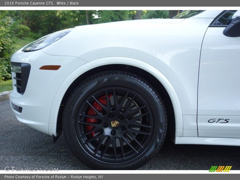 White / Black 2016 Porsche Cayenne GTS