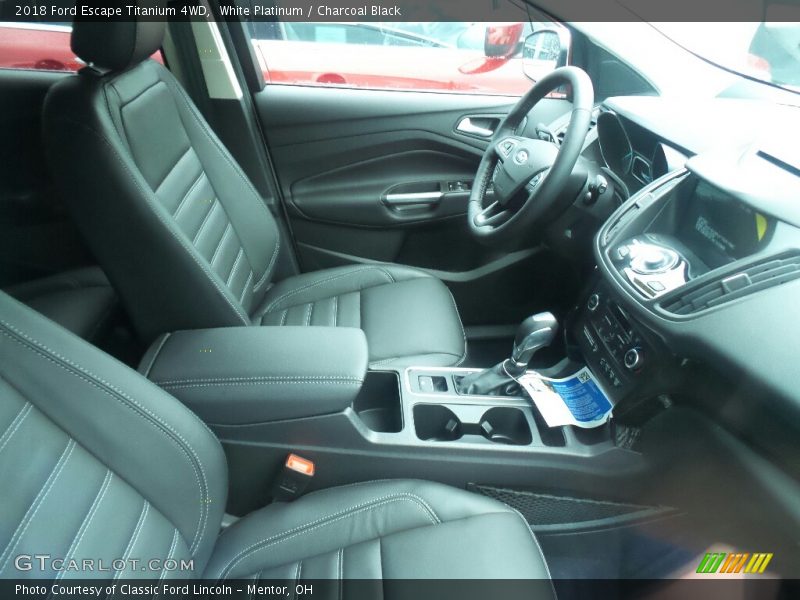 White Platinum / Charcoal Black 2018 Ford Escape Titanium 4WD