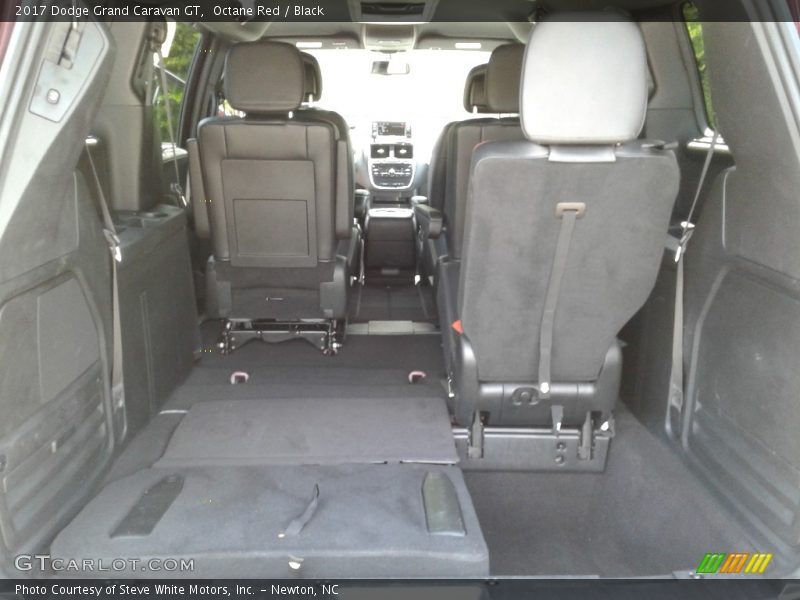 Octane Red / Black 2017 Dodge Grand Caravan GT