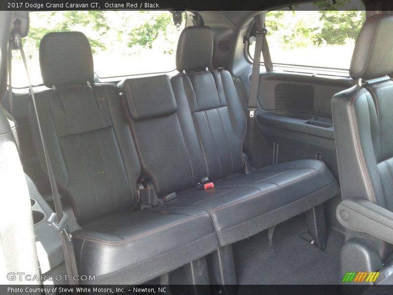Octane Red / Black 2017 Dodge Grand Caravan GT