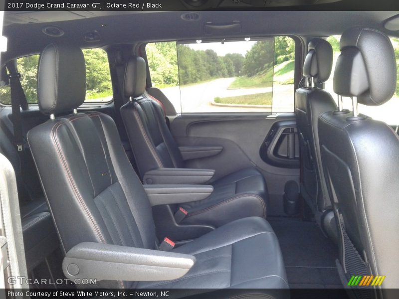 Octane Red / Black 2017 Dodge Grand Caravan GT