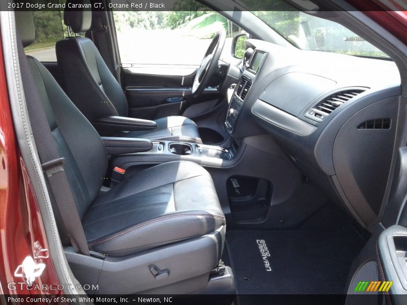 Octane Red / Black 2017 Dodge Grand Caravan GT