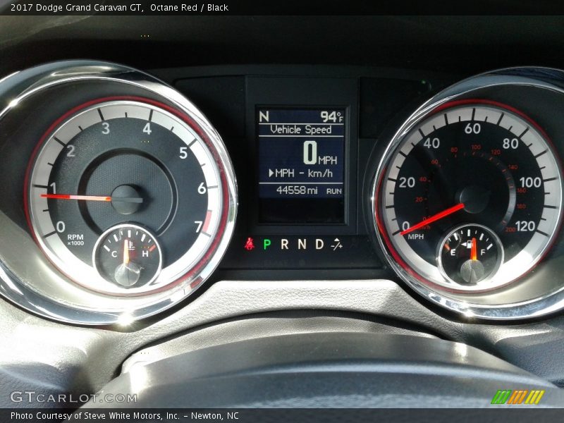 Octane Red / Black 2017 Dodge Grand Caravan GT
