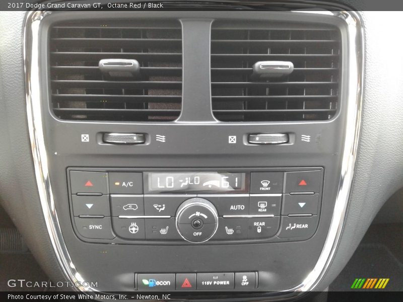 Octane Red / Black 2017 Dodge Grand Caravan GT