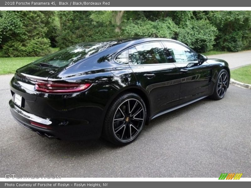 Black / Black/Bordeaux Red 2018 Porsche Panamera 4S