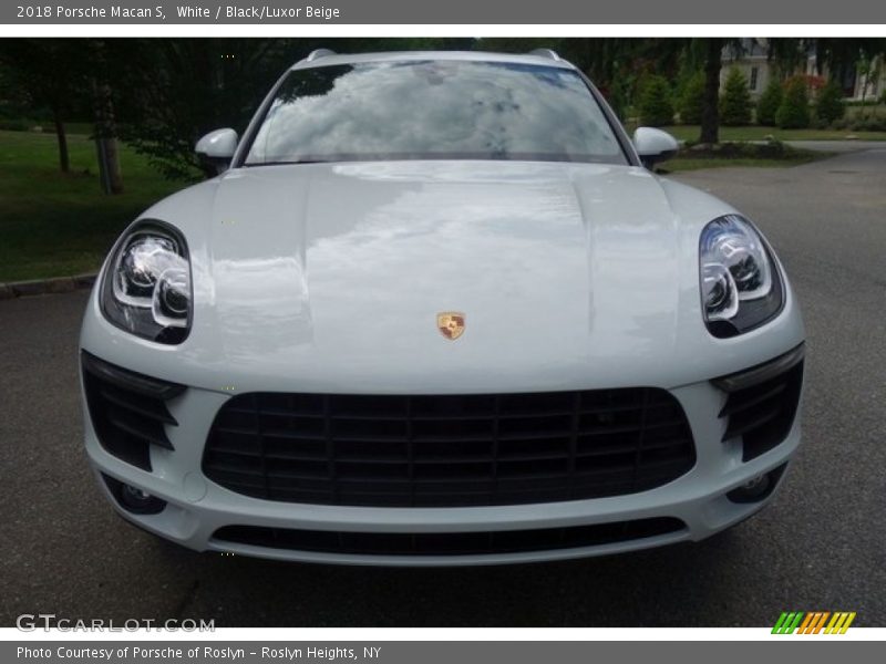 White / Black/Luxor Beige 2018 Porsche Macan S