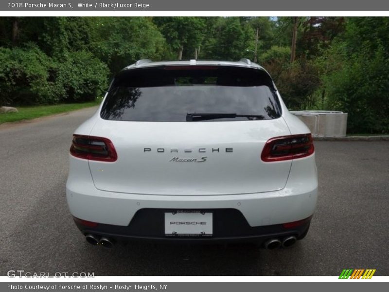 White / Black/Luxor Beige 2018 Porsche Macan S