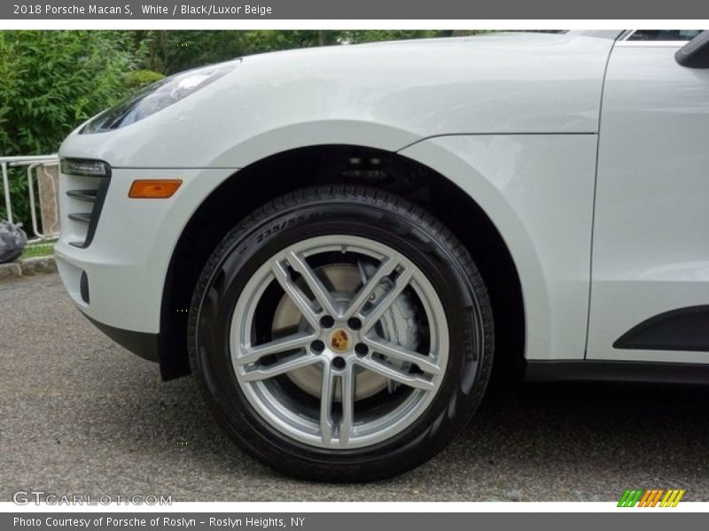 White / Black/Luxor Beige 2018 Porsche Macan S