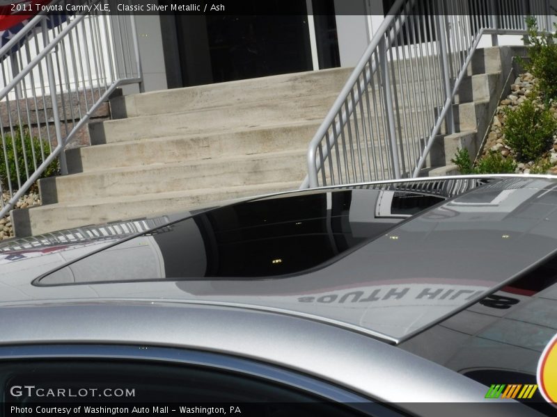 Classic Silver Metallic / Ash 2011 Toyota Camry XLE