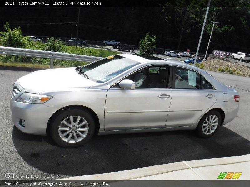Classic Silver Metallic / Ash 2011 Toyota Camry XLE