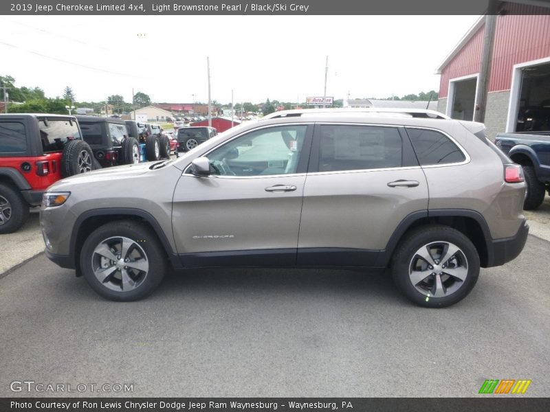 Light Brownstone Pearl / Black/Ski Grey 2019 Jeep Cherokee Limited 4x4