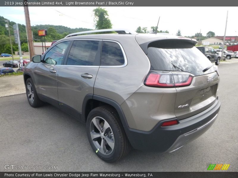 Light Brownstone Pearl / Black/Ski Grey 2019 Jeep Cherokee Limited 4x4