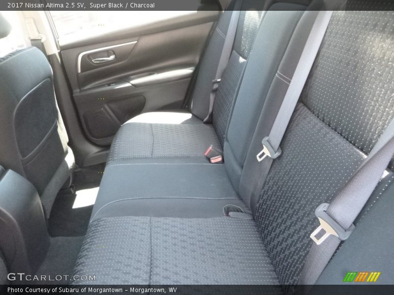 Super Black / Charcoal 2017 Nissan Altima 2.5 SV
