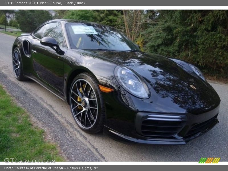 Front 3/4 View of 2018 911 Turbo S Coupe