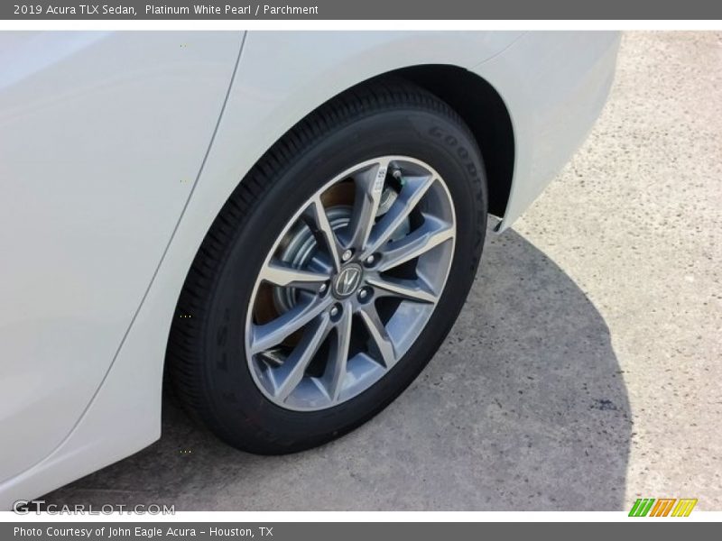 Platinum White Pearl / Parchment 2019 Acura TLX Sedan