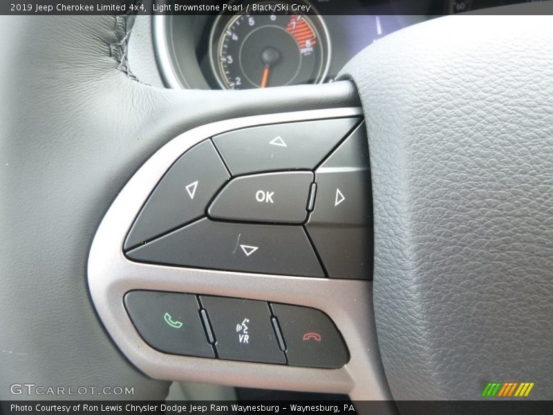 Light Brownstone Pearl / Black/Ski Grey 2019 Jeep Cherokee Limited 4x4