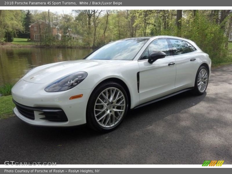 Front 3/4 View of 2018 Panamera 4S Sport Turismo