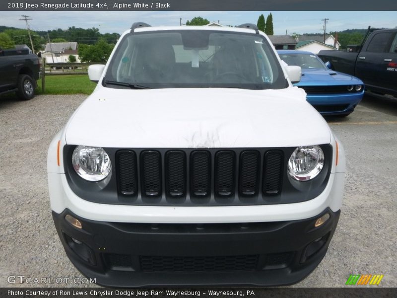 Alpine White / Black 2018 Jeep Renegade Latitude 4x4