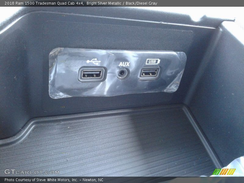 Bright Silver Metallic / Black/Diesel Gray 2018 Ram 1500 Tradesman Quad Cab 4x4