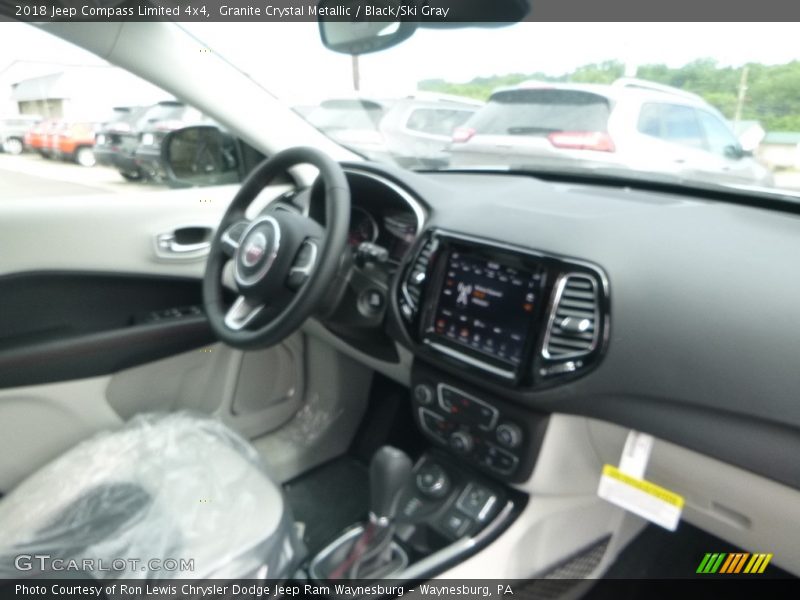 Granite Crystal Metallic / Black/Ski Gray 2018 Jeep Compass Limited 4x4