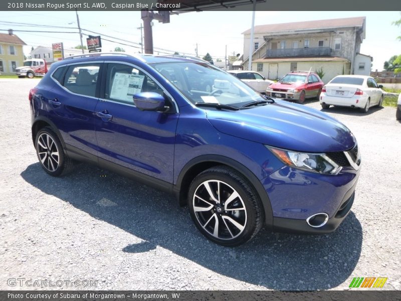 Front 3/4 View of 2018 Rogue Sport SL AWD