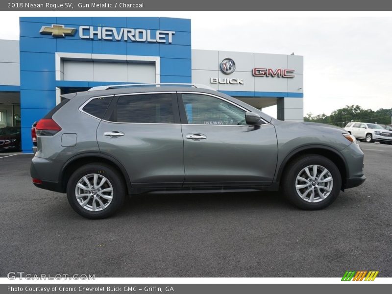 Gun Metallic / Charcoal 2018 Nissan Rogue SV