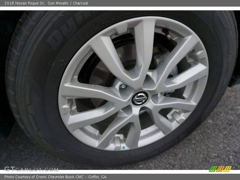 Gun Metallic / Charcoal 2018 Nissan Rogue SV