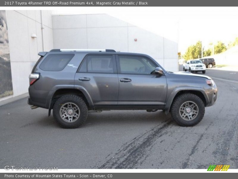 Magnetic Gray Metallic / Black 2017 Toyota 4Runner TRD Off-Road Premium 4x4