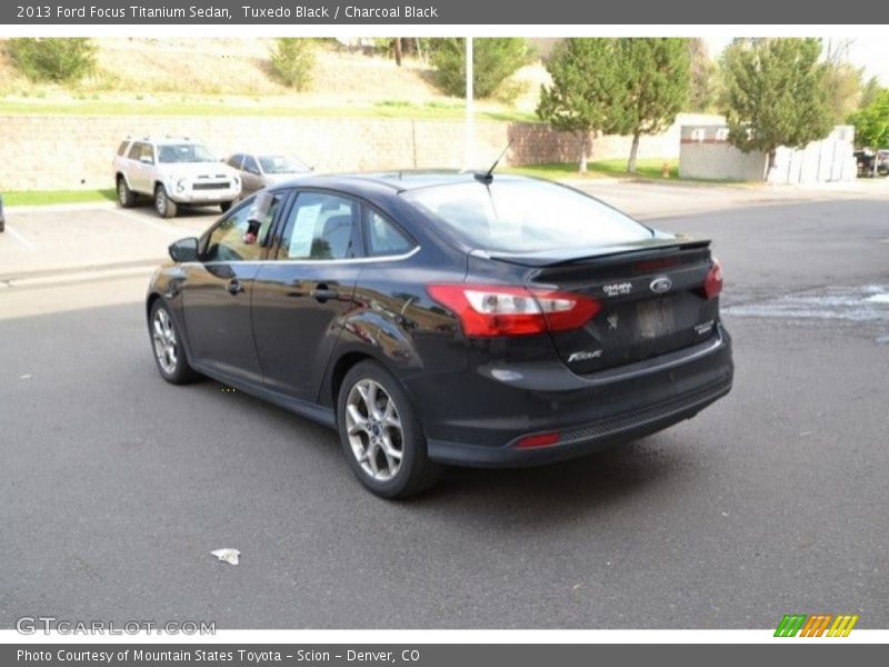 Tuxedo Black / Charcoal Black 2013 Ford Focus Titanium Sedan