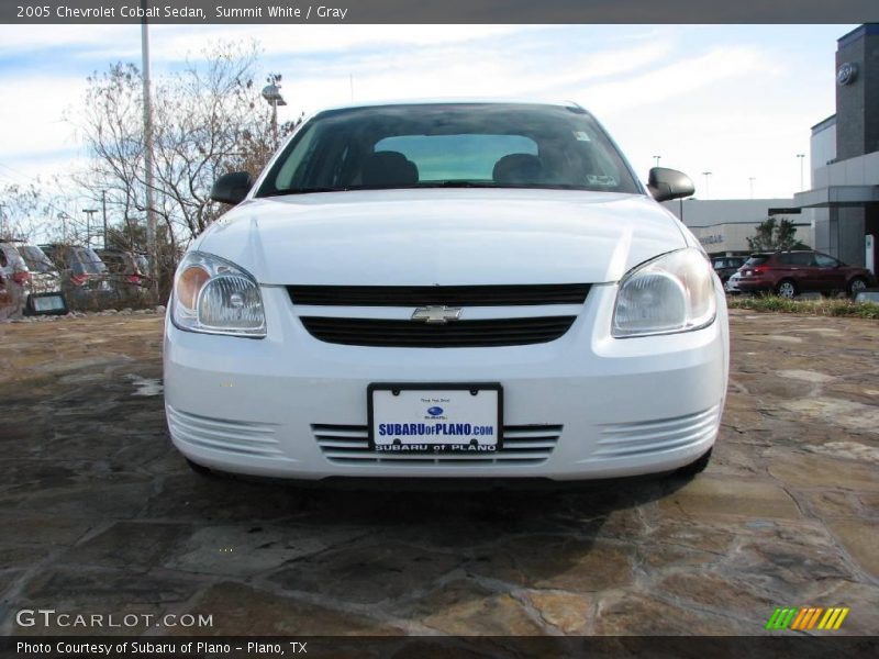 Summit White / Gray 2005 Chevrolet Cobalt Sedan