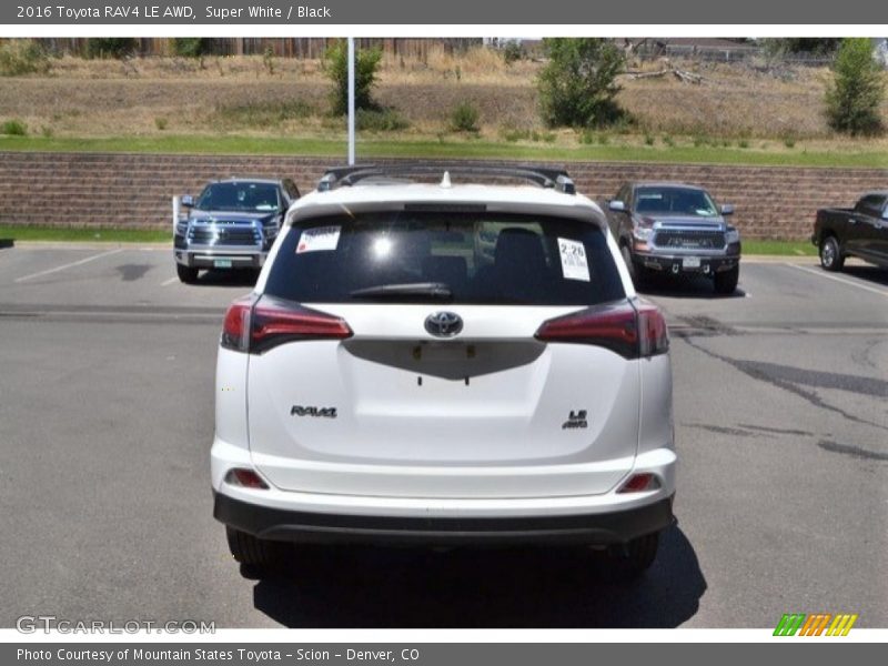 Super White / Black 2016 Toyota RAV4 LE AWD