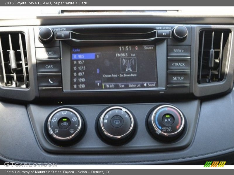 Super White / Black 2016 Toyota RAV4 LE AWD