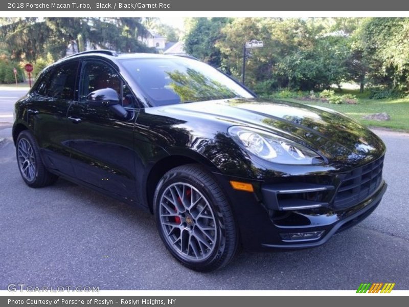 Black / Black/Garnet Red 2018 Porsche Macan Turbo