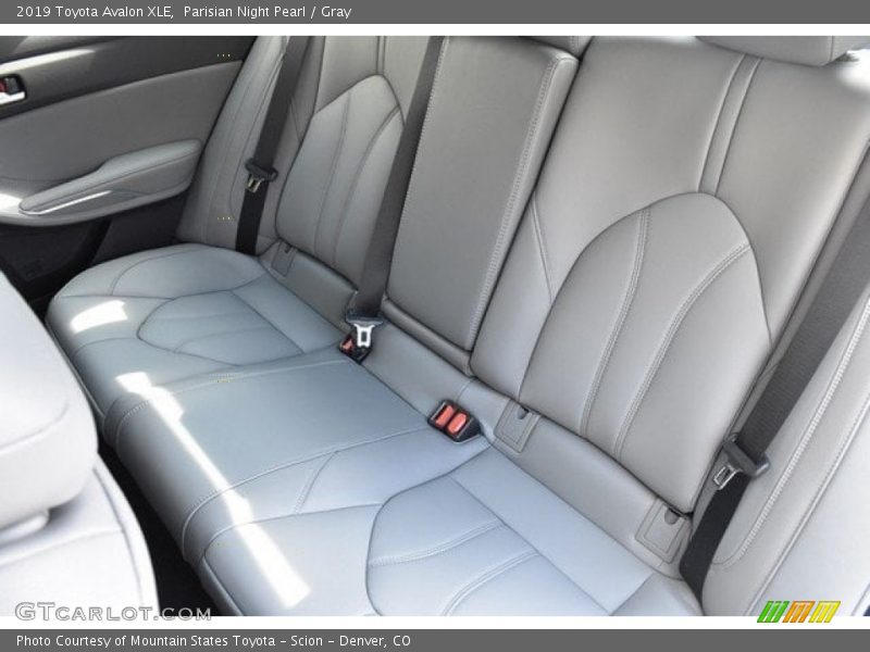 Parisian Night Pearl / Gray 2019 Toyota Avalon XLE