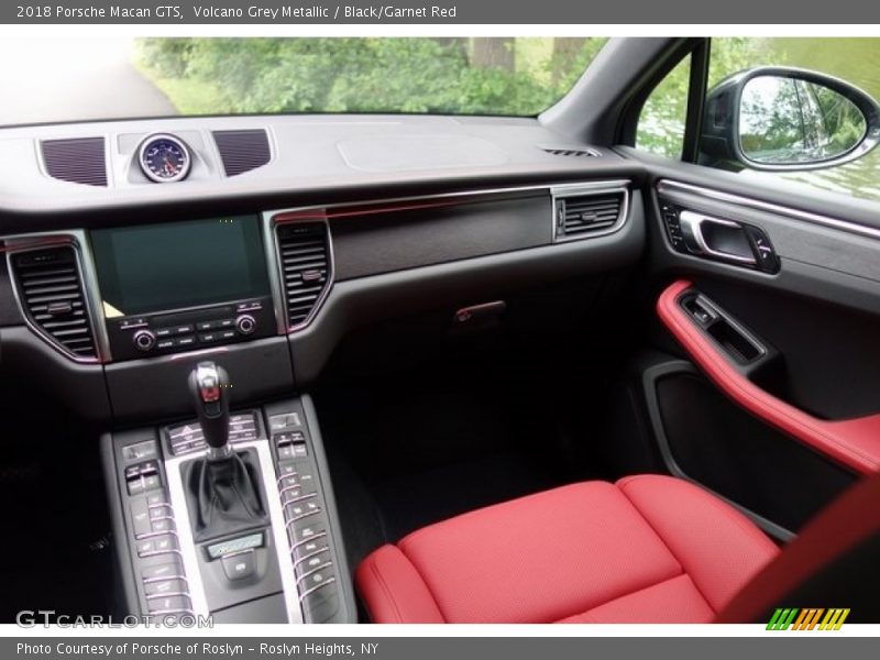 Volcano Grey Metallic / Black/Garnet Red 2018 Porsche Macan GTS