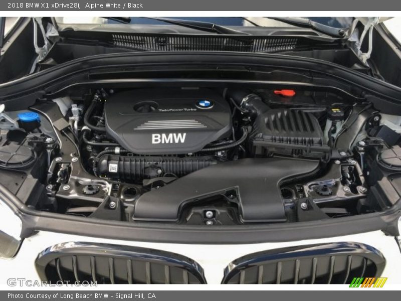 Alpine White / Black 2018 BMW X1 xDrive28i