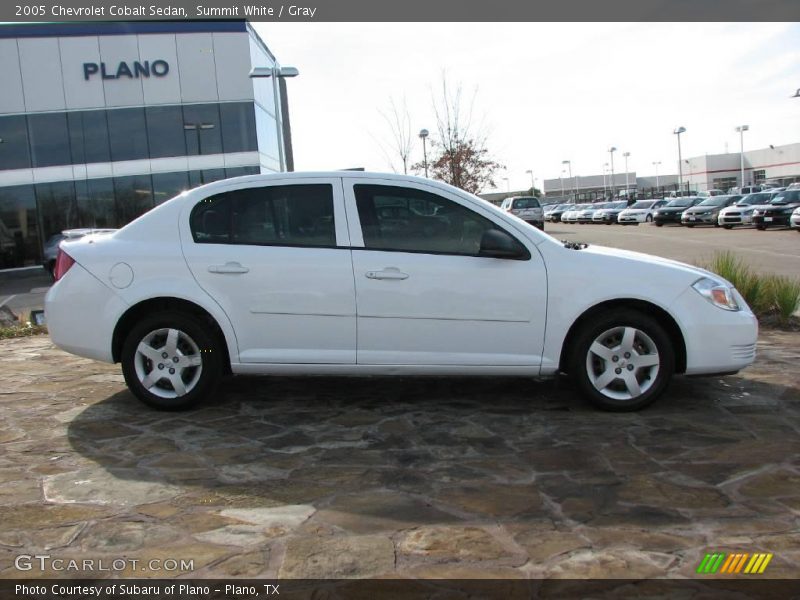 Summit White / Gray 2005 Chevrolet Cobalt Sedan