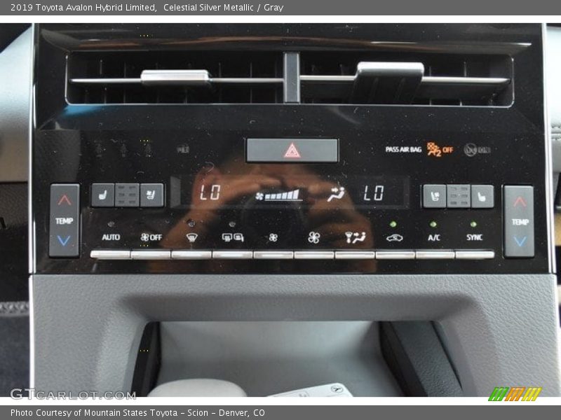 Celestial Silver Metallic / Gray 2019 Toyota Avalon Hybrid Limited