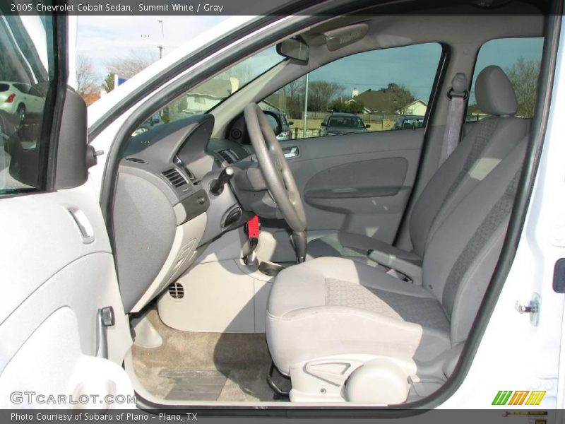 Summit White / Gray 2005 Chevrolet Cobalt Sedan