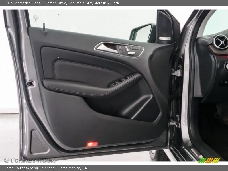 Mountain Grey Metallic / Black 2015 Mercedes-Benz B Electric Drive