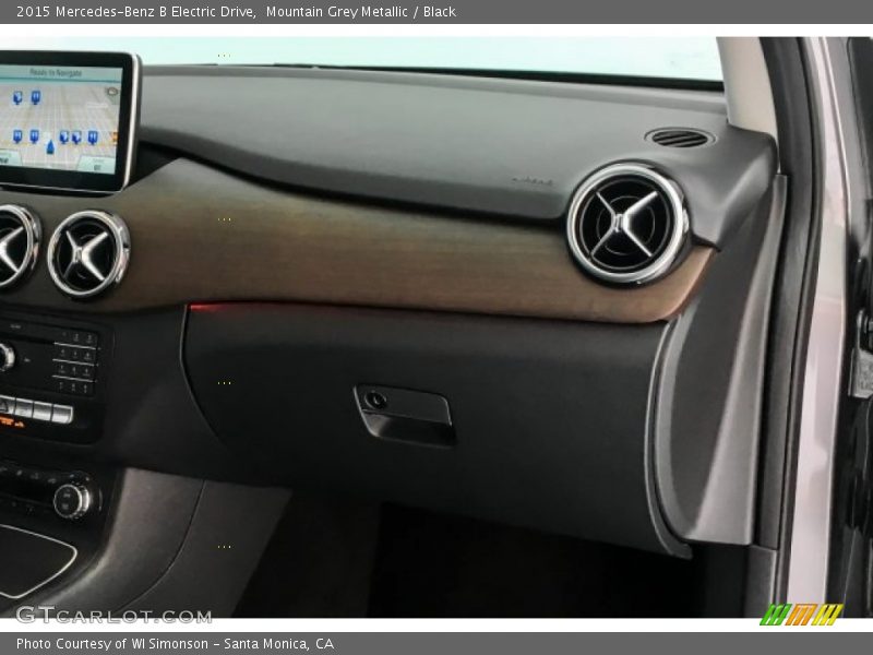 Mountain Grey Metallic / Black 2015 Mercedes-Benz B Electric Drive