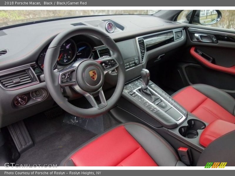  2018 Macan  Black/Garnet Red Interior