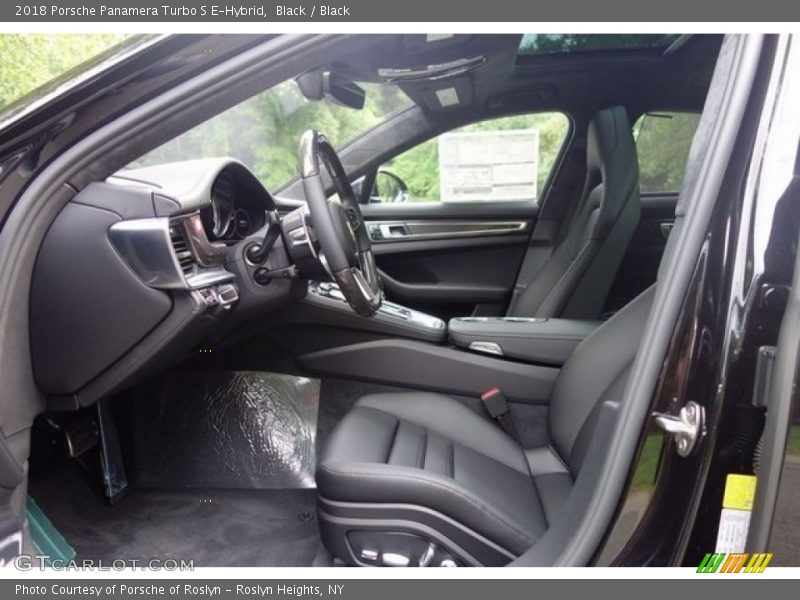 Front Seat of 2018 Panamera Turbo S E-Hybrid