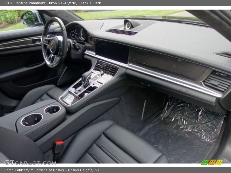 Dashboard of 2018 Panamera Turbo S E-Hybrid