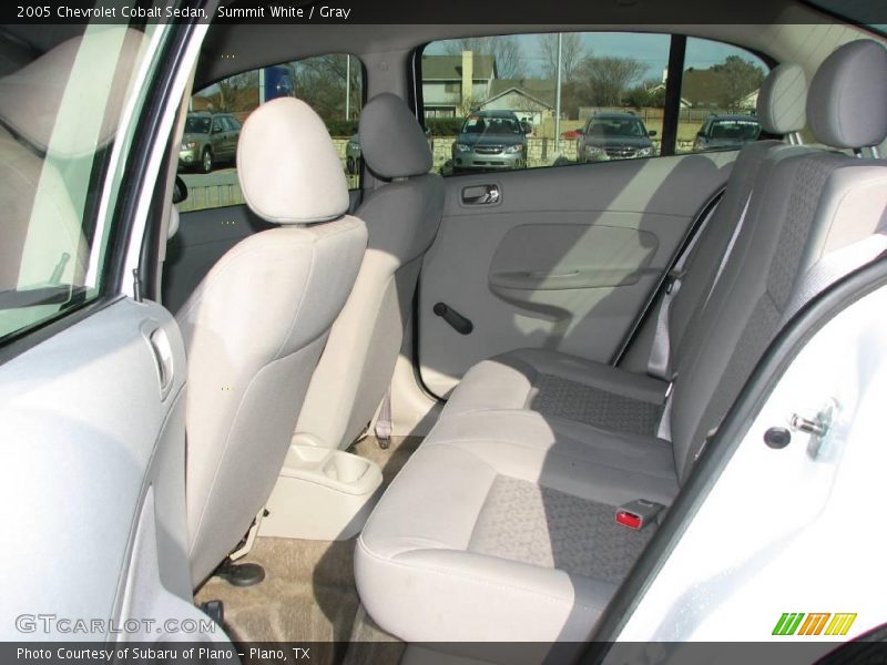 Summit White / Gray 2005 Chevrolet Cobalt Sedan