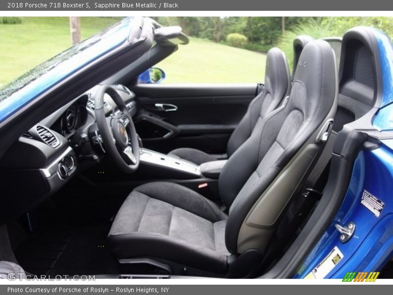 Front Seat of 2018 718 Boxster S