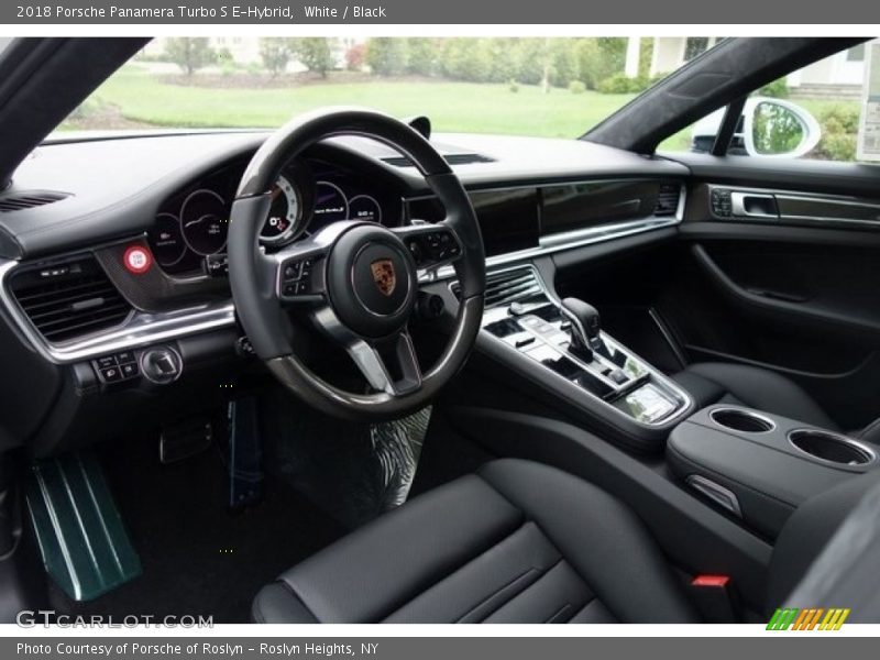  2018 Panamera Turbo S E-Hybrid Black Interior